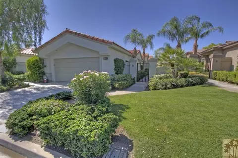 527 Desert Holly Dr, Palm Desert, CA 92211 photo 1