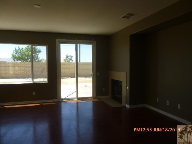 36525 Dewdrop Ct, Palmdale, CA 93552 photo 3