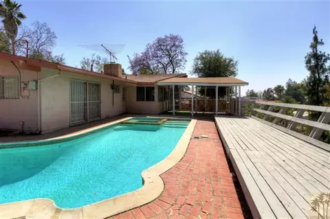 673 E Sunset Dr N, Redlands, CA 92373 photo 21