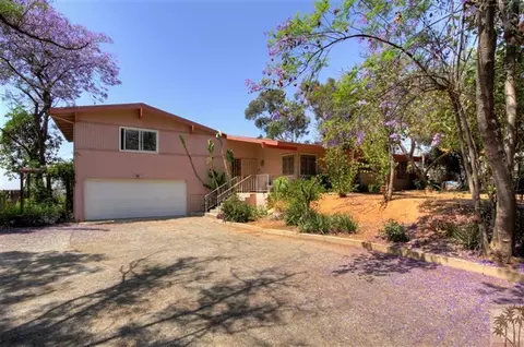 673 E Sunset Dr N, Redlands, CA 92373 photo 2