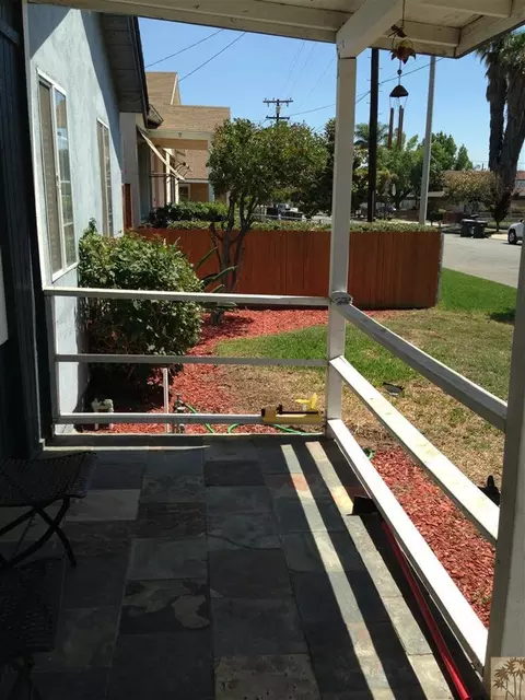 1240 Columbia, Redlands, CA 92374 photo 2