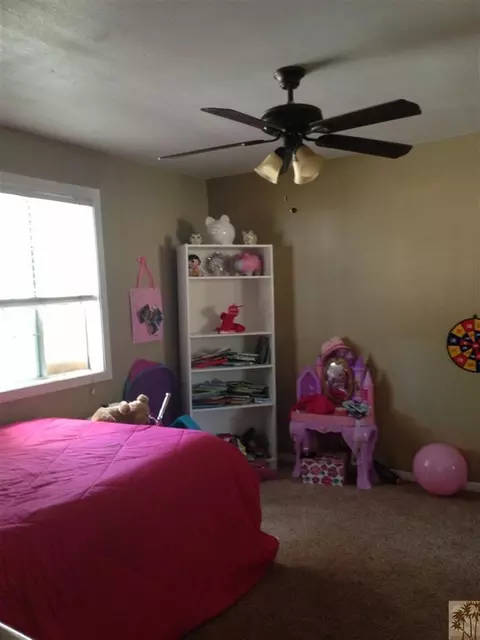 1240 Columbia, Redlands, CA 92374 photo 3