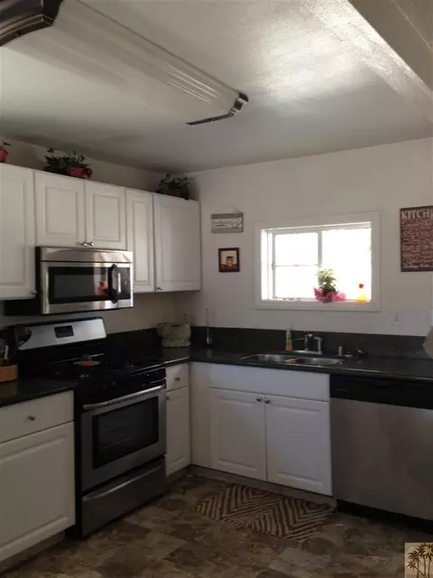 1240 Columbia, Redlands, CA 92374 photo 4