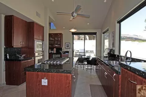 320 Red River Rd, Palm Desert, CA 92211 photo 12