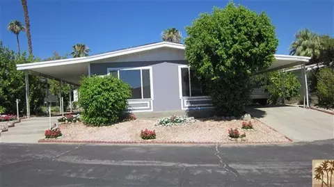 31 Diamond E Dr, Palm Desert, CA 92260 photo 2