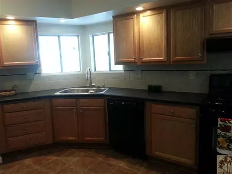 31 Diamond E Dr, Palm Desert, CA 92260 photo 7