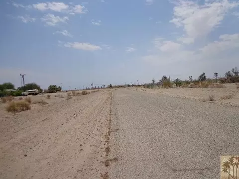 2668 Aberdeen Dr, Salton City, CA 92274 photo 6