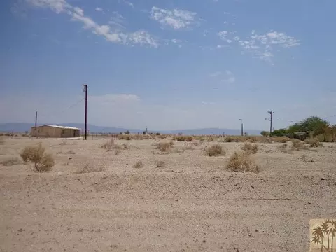 2668 Aberdeen Dr, Salton City, CA 92274 photo 3