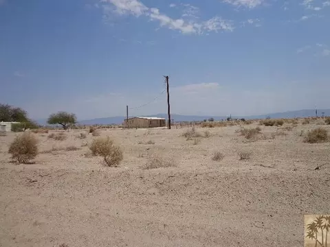 2668 Aberdeen Dr, Salton City, CA 92274 photo 4
