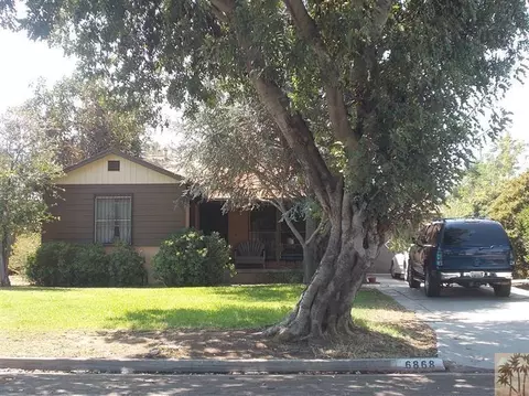 6868 Coolidge Ave, Riverside, CA 92506 photo 2