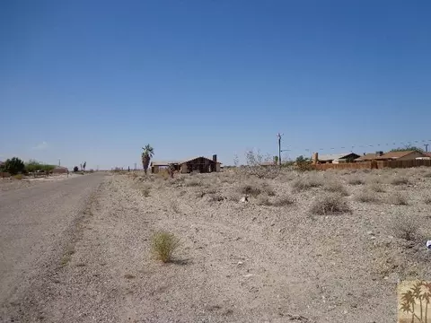 2792 Coco Ave, Salton City, CA 92274 photo 4
