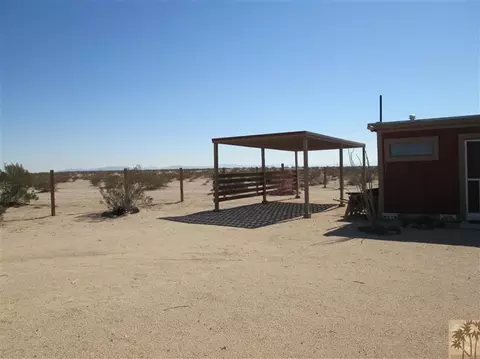 1799 Winfield Rd, Joshua Tree, CA 92252 photo 2