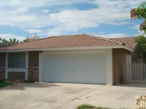 83556 Denver Ave, Indio, CA 92201 photo 2