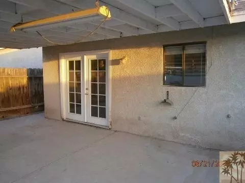 210 Yucca Dr, El Centro, CA 92243 photo 2