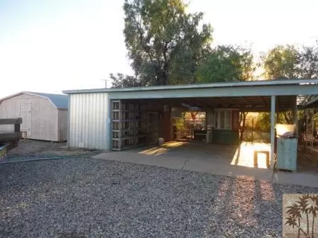 402 E 10th Ave, Blythe, CA 92225 photo 2