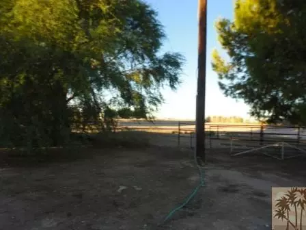 402 E 10th Ave, Blythe, CA 92225 photo 4