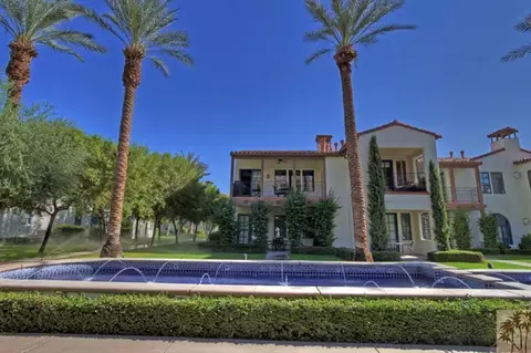48705 Classic Dr, La Quinta, CA 92253 photo 2