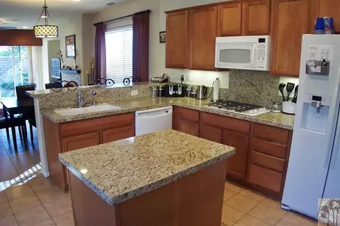 82165 Burton, Indio, CA 92201 photo 10