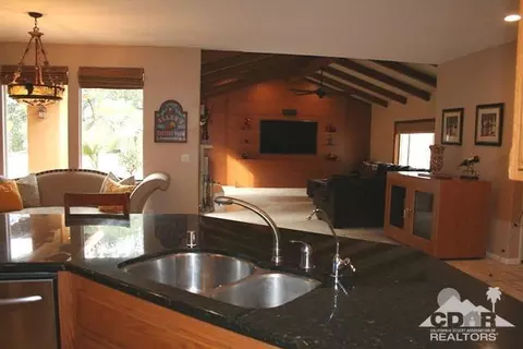 37220 View Dr, Yucaipa, CA 92399 photo 12
