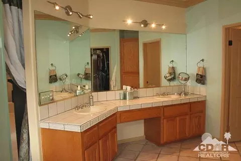 37220 View Dr, Yucaipa, CA 92399 photo 20