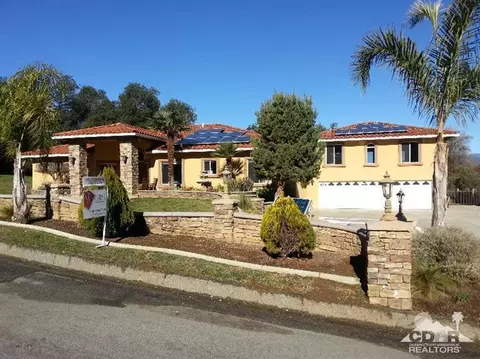 37220 View Dr, Yucaipa, CA 92399 photo 1