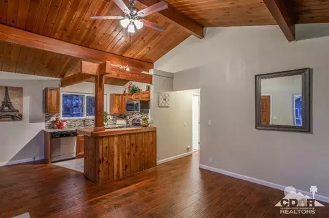 829 B Ln, Big Bear City, CA 92314 photo 2