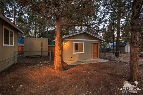 829 B Ln, Big Bear City, CA 92314 photo 9