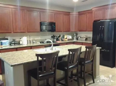42544 Tango Ct, Indio, CA 92203 photo 2