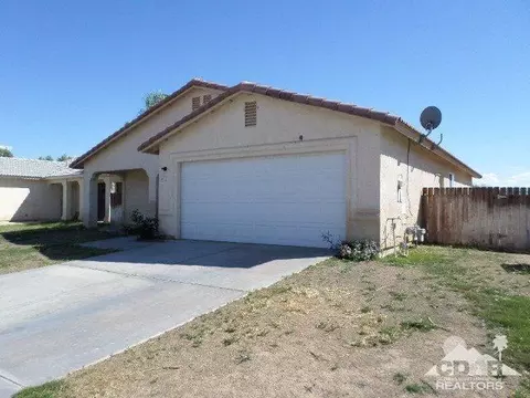 584 E Chaparral Dr, Blythe, CA 92225 photo 2