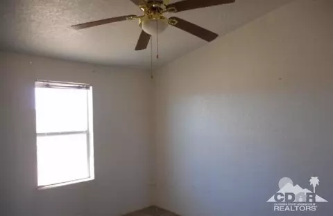 57980 Junipero, Yucca Valley, CA 92284 photo 8