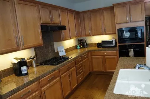 43061 Fiore St, Indio, CA 92203 photo 5