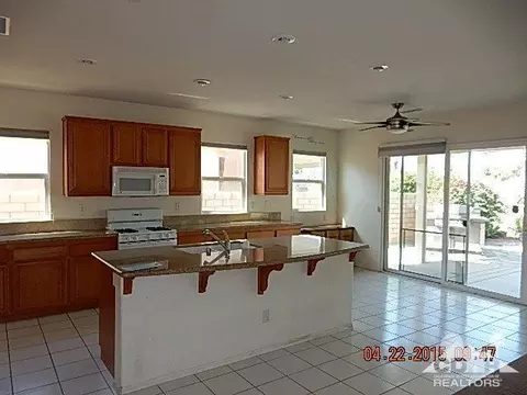49399 Biery St, Indio, CA 92201 photo 2