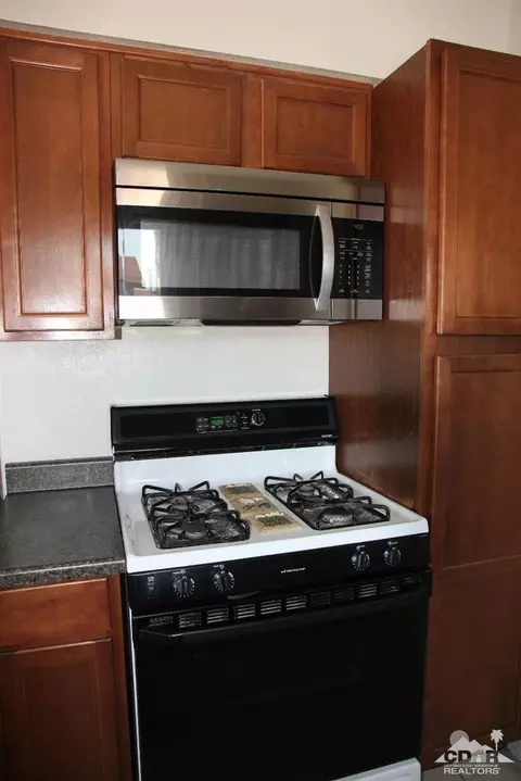 913 E Lugonia Ave, Redlands, CA 92374 photo 13
