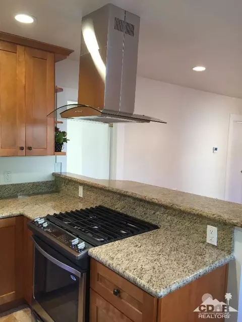 6912 Saint Estaban St, Tujunga, CA 91042 photo 6
