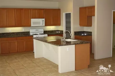 47470 Bahama Ct, Indio, CA 92201 photo 4