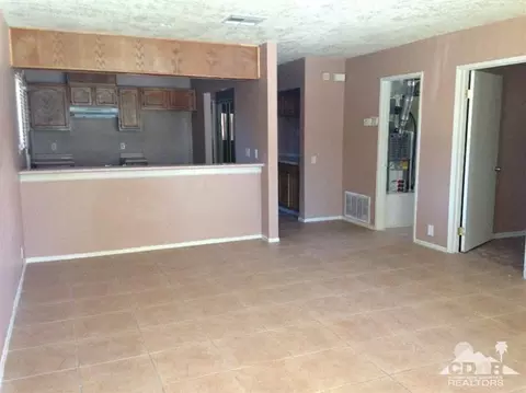 46531 Vargas Rd, Indio, CA 92201 photo 2