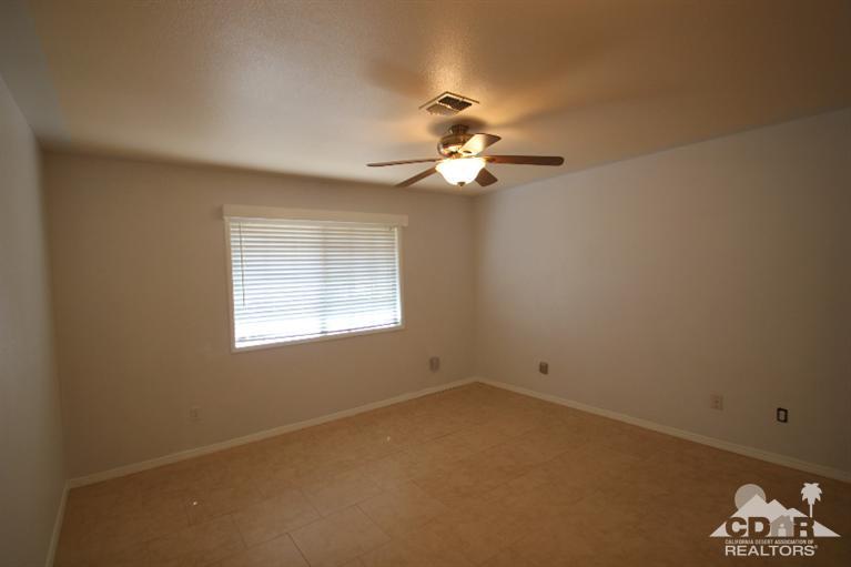 8799 San Diego Dr, Yucca Valley, CA 92284 photo 13
