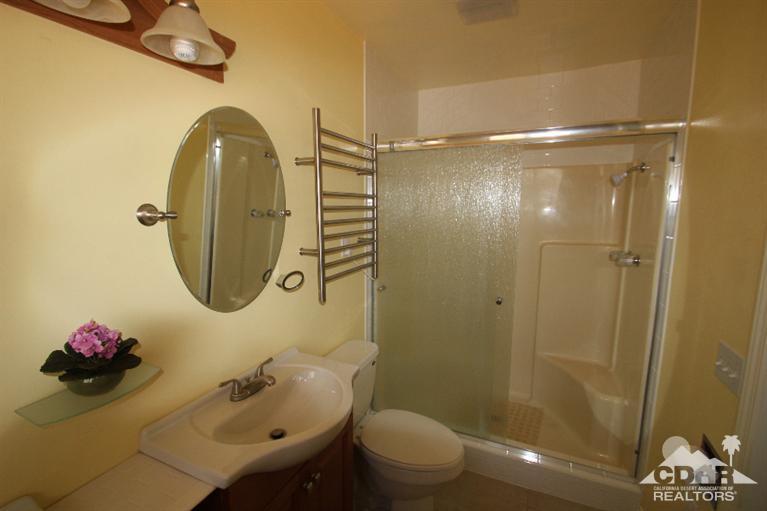 8799 San Diego Dr, Yucca Valley, CA 92284 photo 4