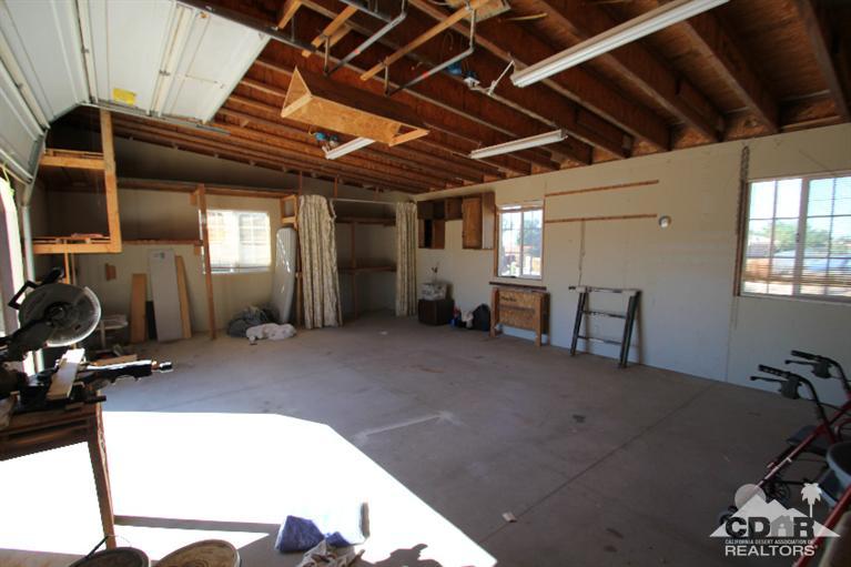 8799 San Diego Dr, Yucca Valley, CA 92284 photo 29