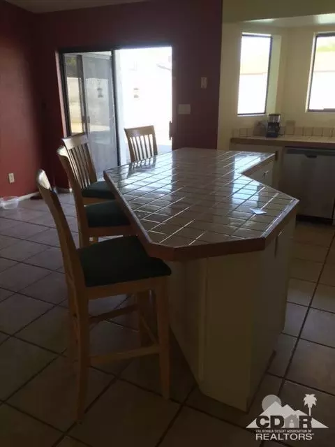 15667 Apache Loop, Ehrenberg, AZ 85334 photo 9