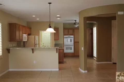 82033 Cochran Dr, Indio, CA 92201 photo 2