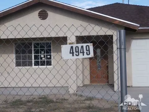 4949 E First St, Joshua Tree, CA 92252 photo 1