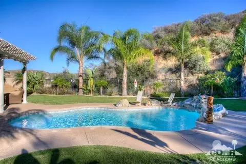 4042 Elderberry Cir, Corona, CA 92882 photo 6