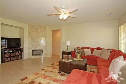 49445 Douglas St, Indio, CA 92201 photo 6