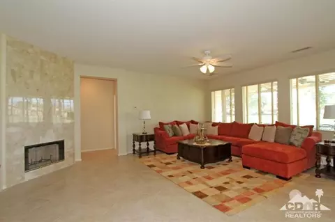 49445 Douglas St, Indio, CA 92201 photo 4