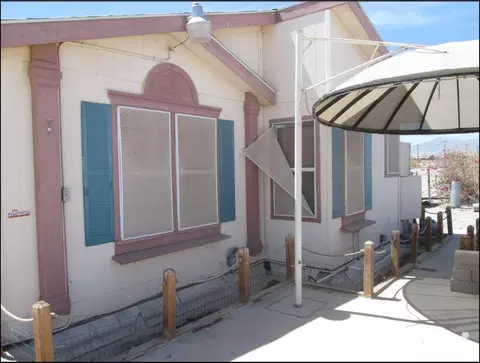 1375 Nile Dr, Thermal, CA 92274 photo 2