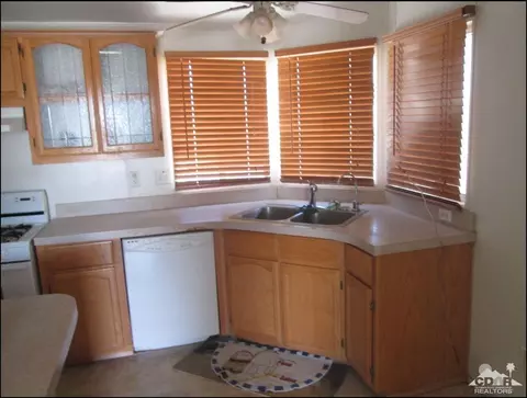 1375 Nile Dr, Thermal, CA 92274 photo 11