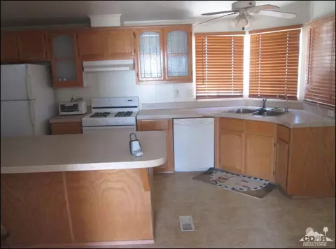 1375 Nile Dr, Thermal, CA 92274 photo 8