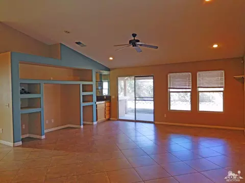 41585 Front Hall Rd, Bermuda Dunes, CA 92203 photo 4
