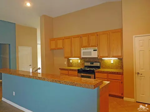 41585 Front Hall Rd, Bermuda Dunes, CA 92203 photo 6